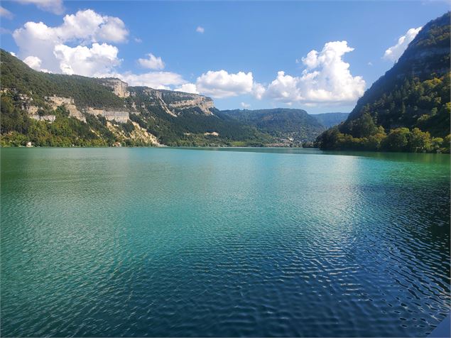 Lac de Nantua - C.Kaderabek-Haut Bugey Tourisme