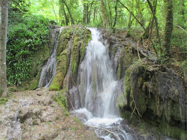 Cascade pétrifiante - Communauté de Communes de Chautagne