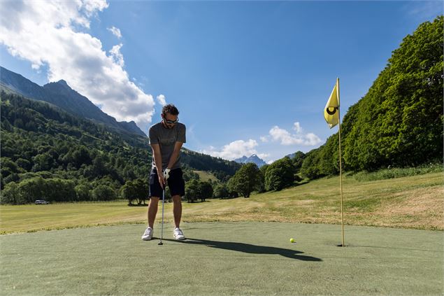 Golf à Valloire - A. Pernet / Valloire Tourisme