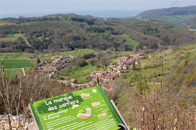 Vue depuis la carrière de Cerin - Conservatoire d’Espaces Naturels Rhône-Alpes – antenne Ain