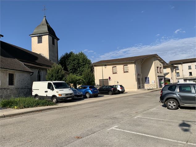 Départ - place de l'église - Maxime Michel