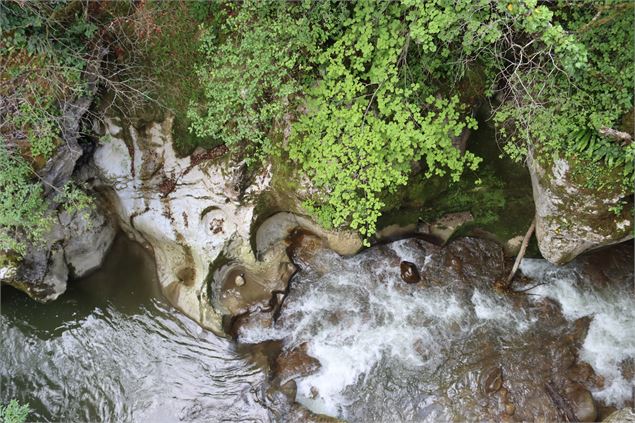 gorgesdusierrozaixlesbainsrivieradesalpes - Association Au Cœur des Gorges du Sierroz