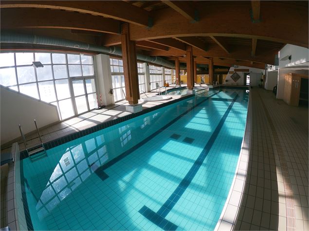 Piscine du Parc de Loisirs des Glières à Val Cenis Lanslevillard - Piscine Glières