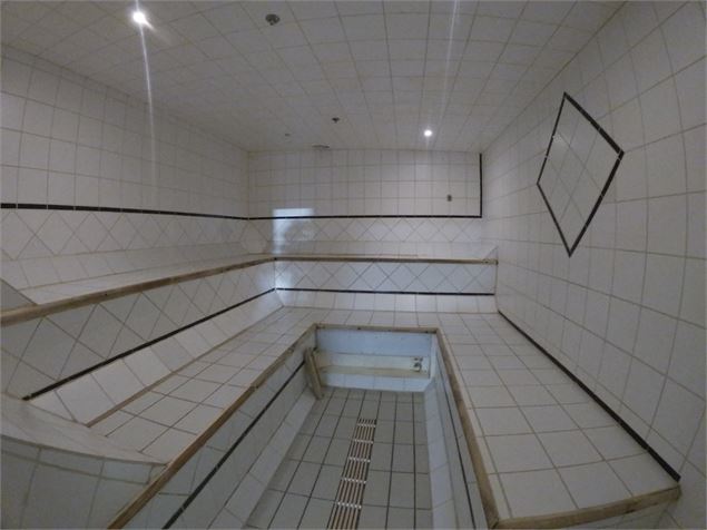 Hammam de la piscine du Parc de Loisirs des Glières à Val Cenis Lanslevillard - Piscine Glières