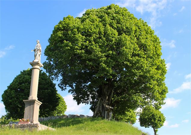 Sully de l'église d'Innimond - Marilou Perino