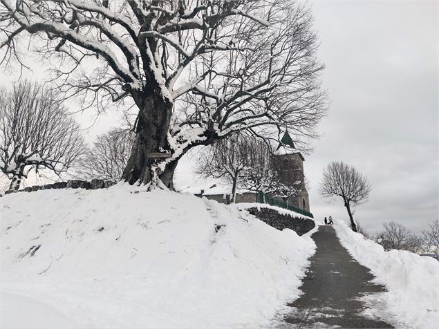 Eglise d'Innimond en hiver - Marilou Perino