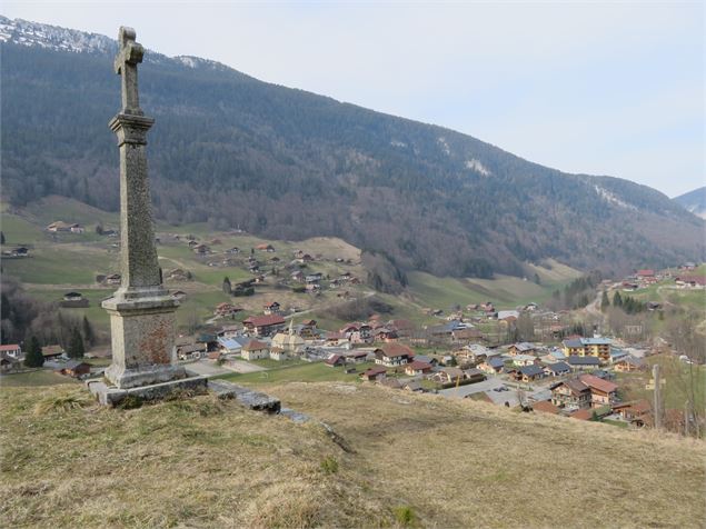 Vue sur le village - Emmanuel Blanchet