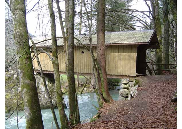 Le Pont couvert