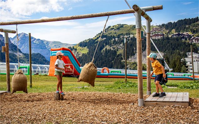 Jeux pour enfants accessible à tous - OT Flaine-Candice Genard