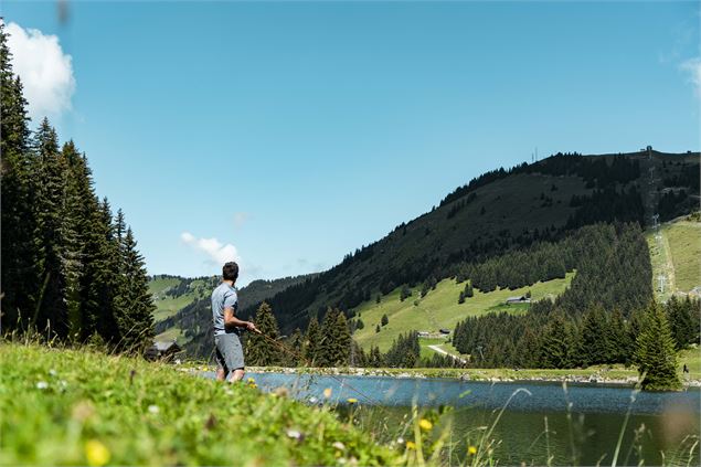 Pêche au Lac de la Mouille - L.Meyer -Châtel