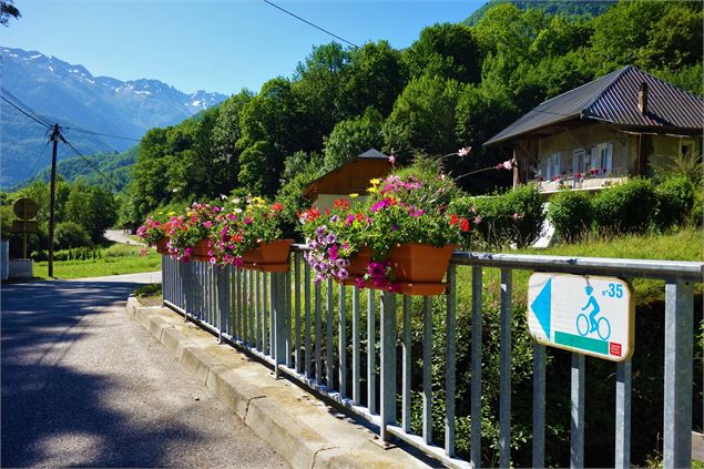 vers Porte de Savoie - Sarah Xuereb - Agate