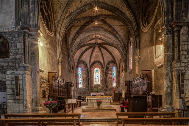 Coeur de l'église classée - Henri De Caevel