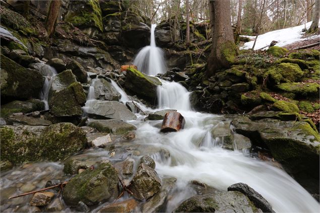 La cascade du Nom - OT Saint Jean de Sixt