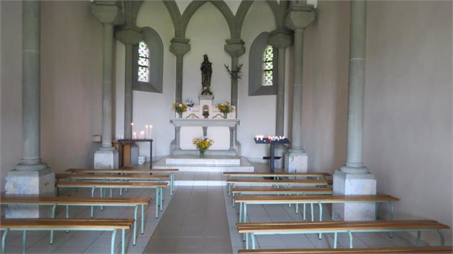 Chapelle de Riantmont à l'intérieur - B. Kerharo