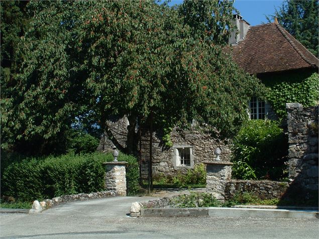 Maison forte de Peyzieu Arbignieu - BBST