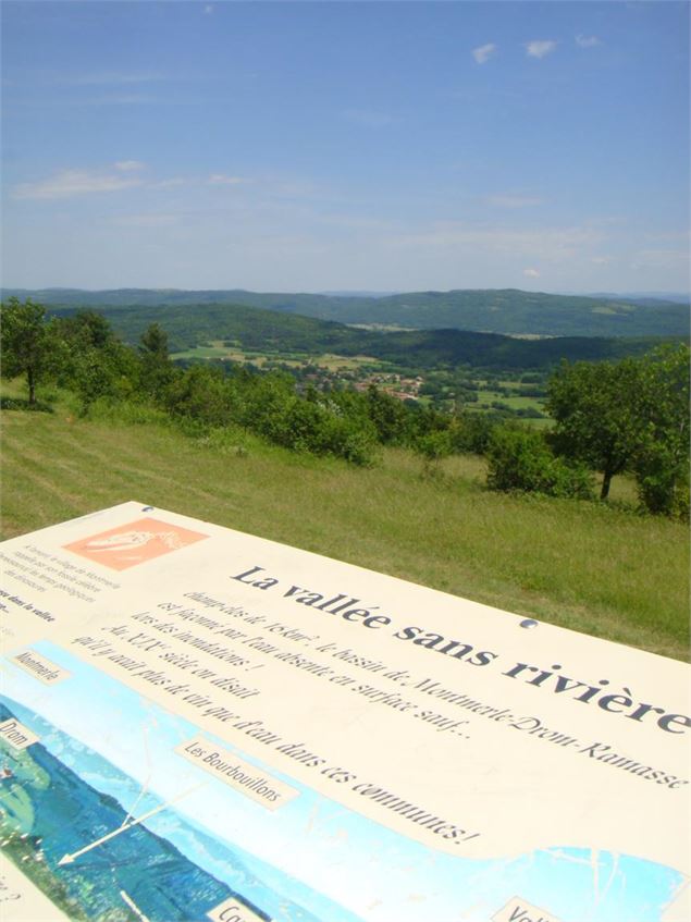 Plateau des Conches - Panneau - Sébastien Calland