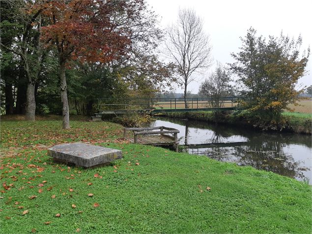 Vallée du Sevron, entre Marboz et Bény - scalland