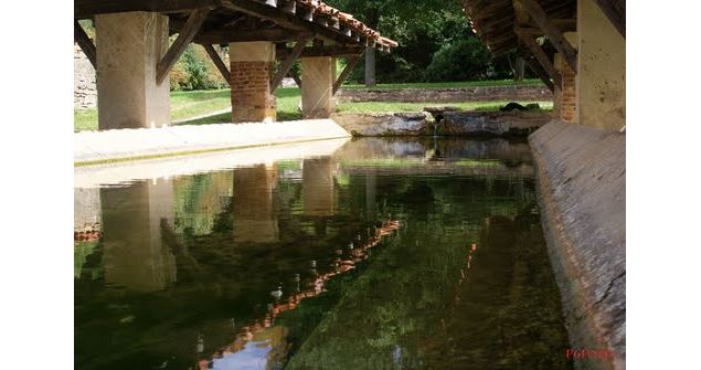 Lavoir de la Chanaz - mairie de tossiat