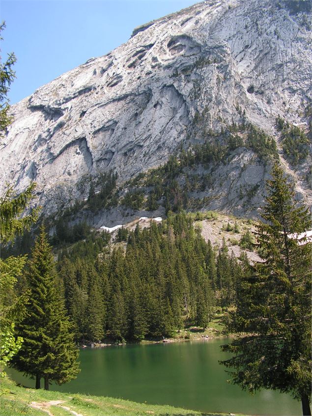 Lac Bénit - Charles Savouret