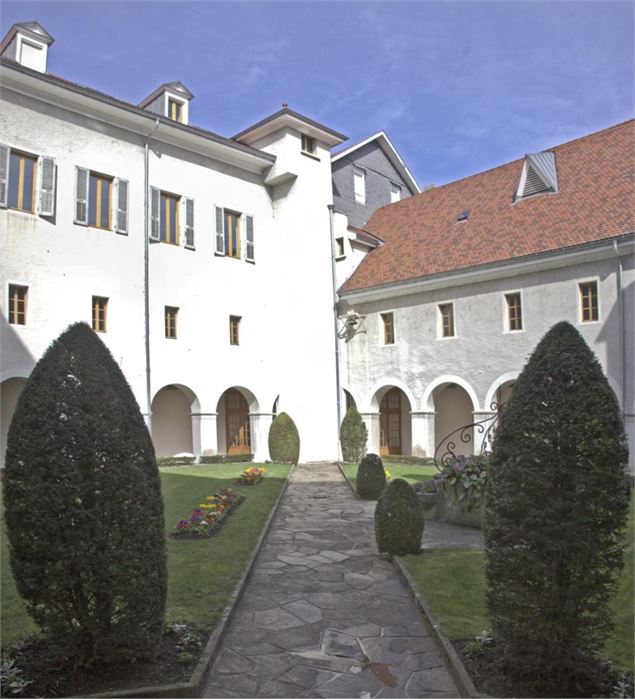 Cloître de l'ancien second monastère de la Visitation d'Annecy - Dominique Lafon