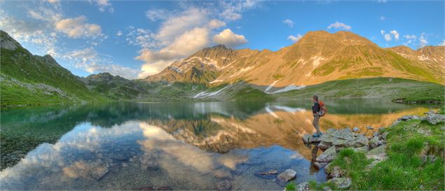 Le Lac Jovet et ses eaux cristallines - Gilles Lansard / Les Contamines Tourisme