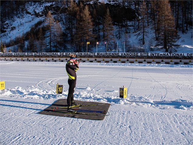 Stade de Biathlon de Bessans hiver - D.Cuvelier - OT HMV