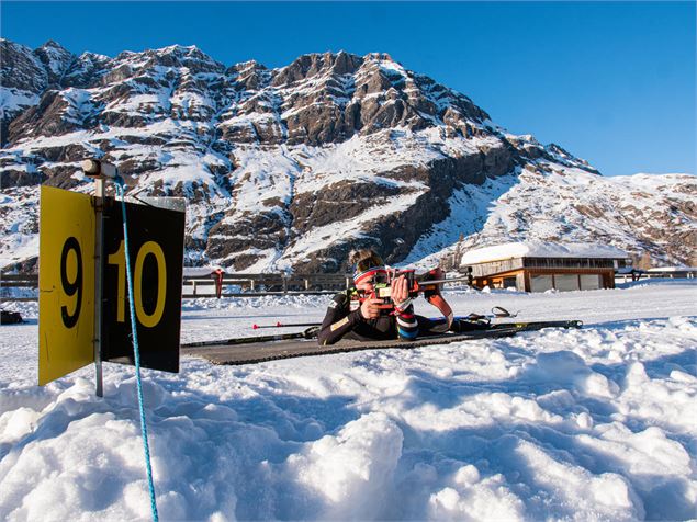 Stade de Biathlon de Bessans hiver - D.Cuvelier - OT HMV