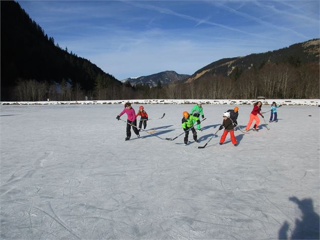 Patinoire naturelle au Lac des Plagnes - Les givrés du Lac de plages