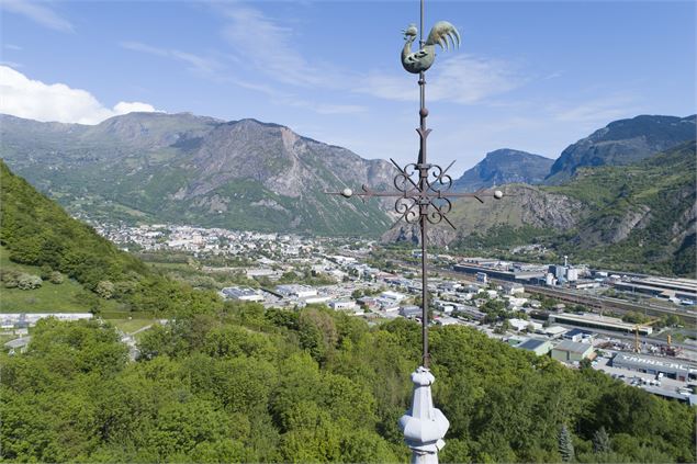 clocher st Albain Villargondran - Jacques  Vincent drone de regard