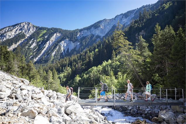 Sentier Botanique et Cascade des poux - Two Dreamers Traveling