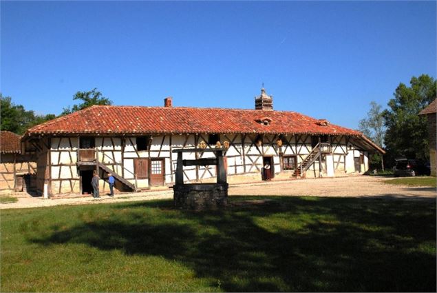 Ferme du Sougey à Montrevel-en-Bresse - eductour-fermedusougey©OTBBA (23)