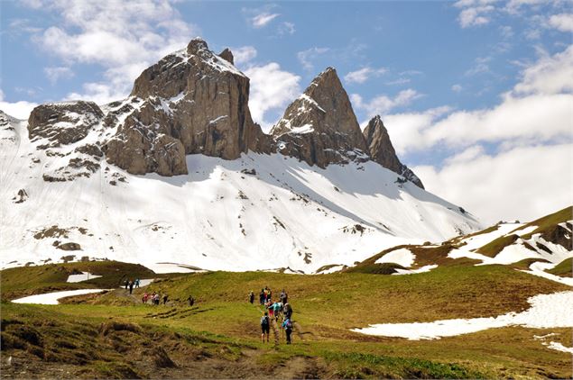 Au pied des Aiguilles d'Arves