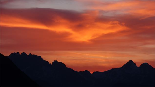 Coucher de soleil Chalet d'la Croë - www.lechaletdlacroe.fr