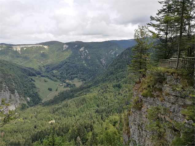 La Roche Fauconnières - @Daniel Gillet