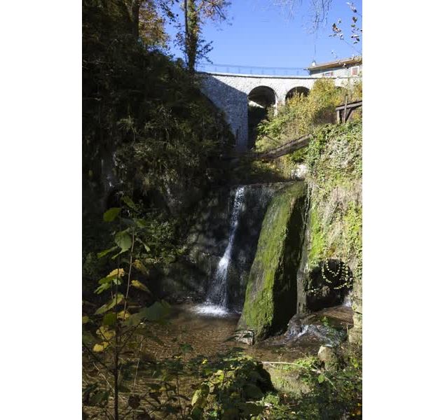 Site de la Pierre Percée à Champfromier - ©Daniel Gillet - OT Terre Valserine