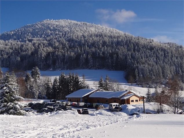 Parking et Foyer des Moises - Haute-Savoie Nordic