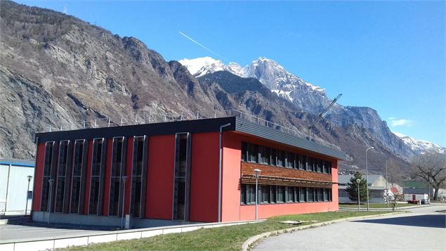 2ème parking batiment Créapole - Communauté de Communes Cœur de Maurienne Arvan