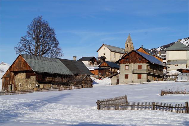 Vue du village depuis les Contamines - Paul Bonnet