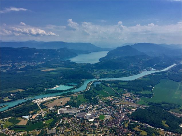 Vue depuis le Fenestrez entre Culoz et le Grand Colombier - Belley Bugey Sud Tourisme