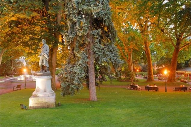 Parc floral des Thermes - Direction de la communication de la Ville d'Aix-les-Bains