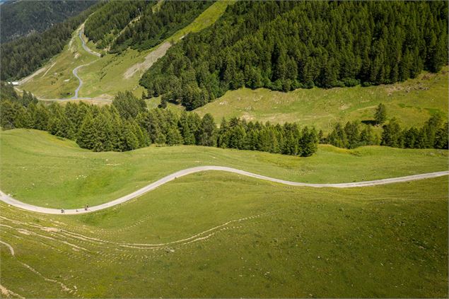 Vue sur le sentier - O.Allamand