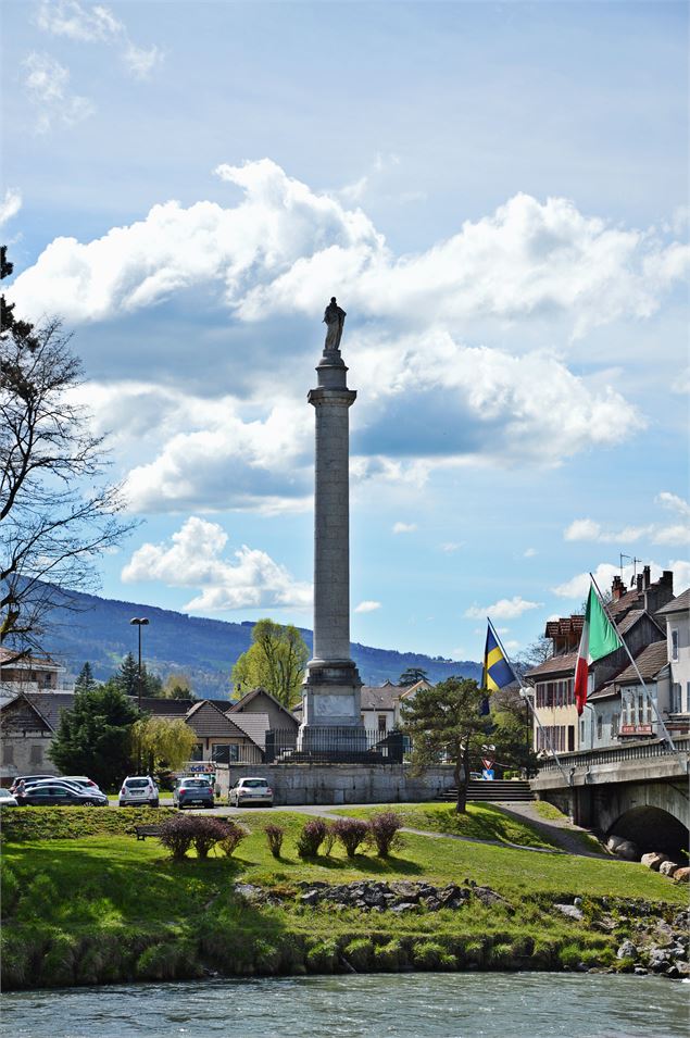 Colonne Charles Félix - Faucigny Glières Tourisme