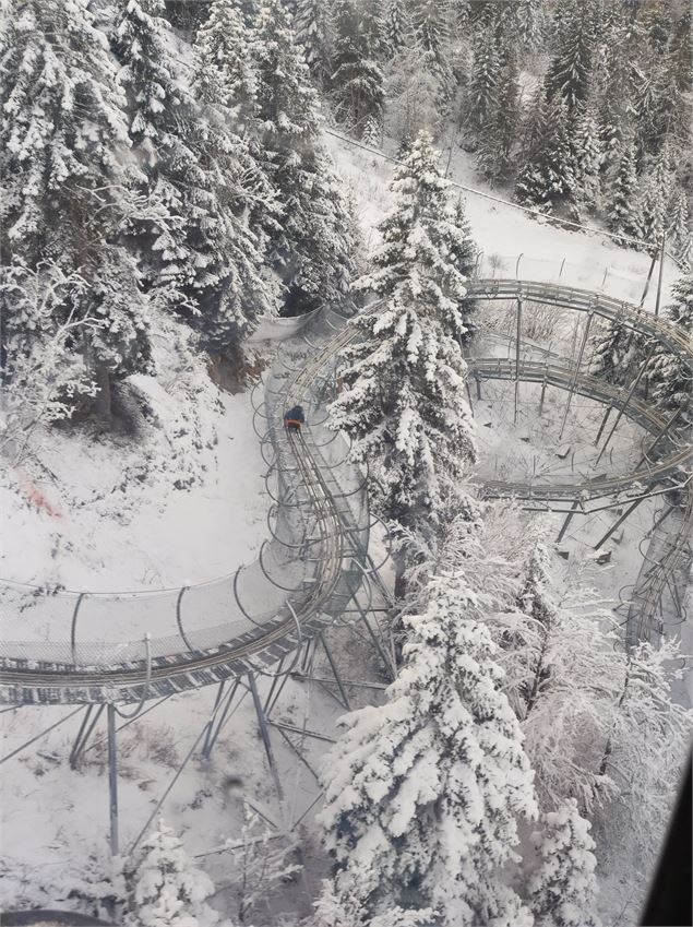 Luge sur rails en hiver - Benjamin Becker