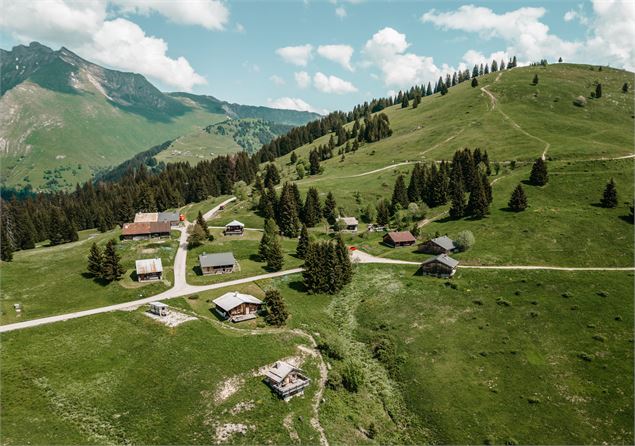 Alpage du Mont Caly vue drone - Mel Carle