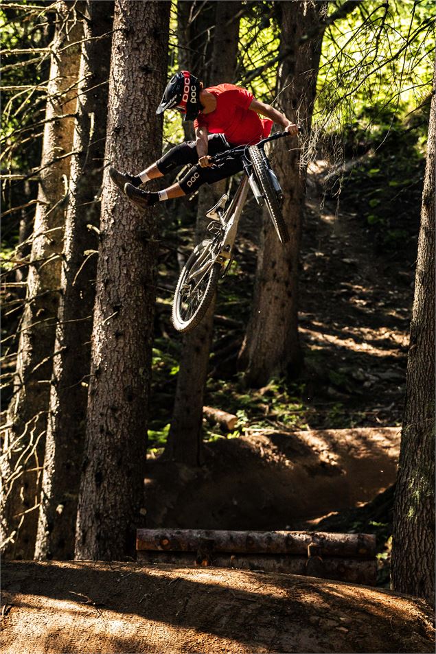 Piste VTT la Châ Nada - L.Meyer - Châtel