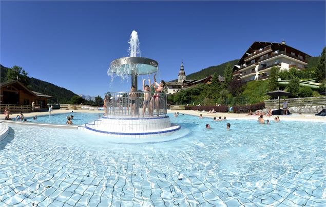 Piscine au Grand-Bornand - T. Vattard