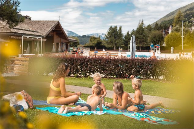 Piscine au Grand-Bornand - T. Vattard