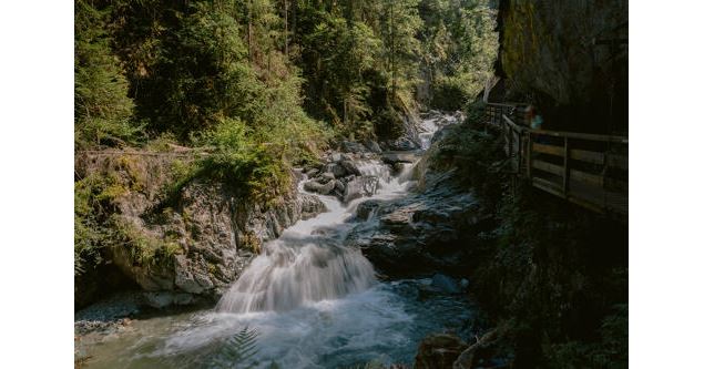 Chemin suspendu des Gorges de la Diosaz - ©Laurent Viard