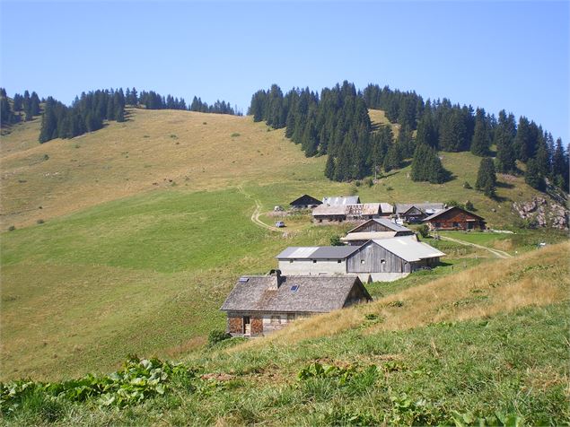 Chalets et Pointe d'Autigny - 2CVA