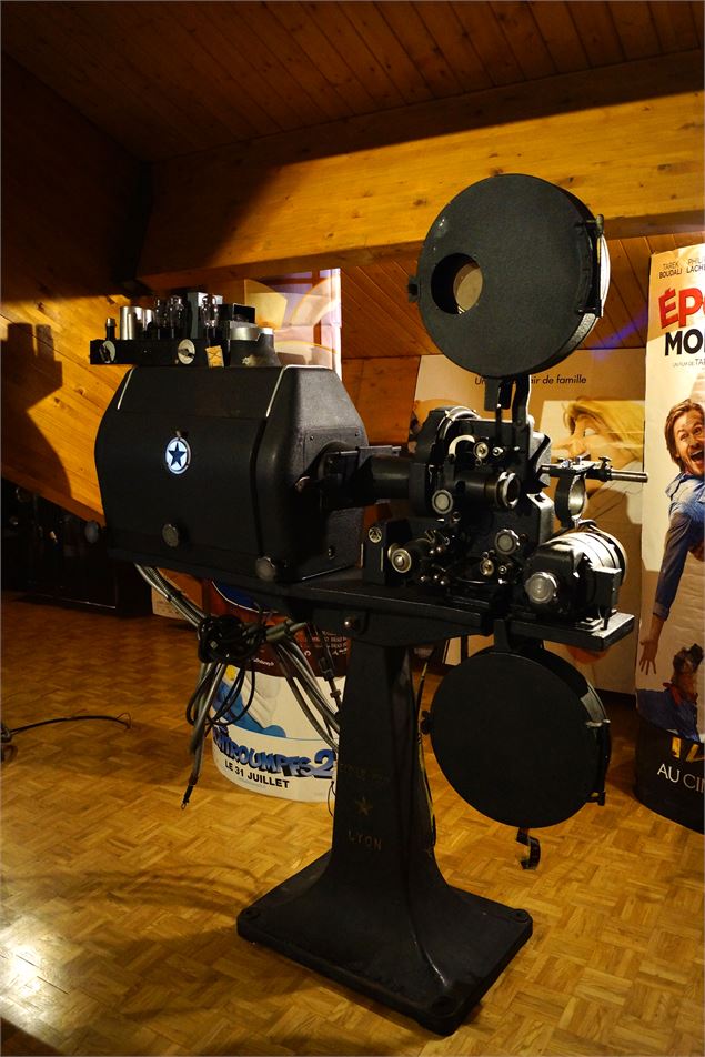 La Toussuire Cinéma projecteur